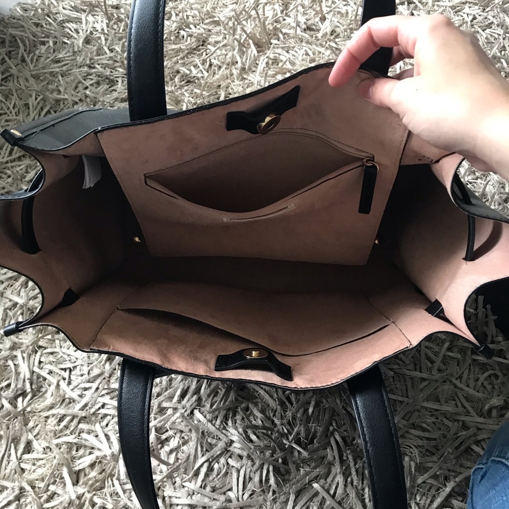Purse - Picture 3 of 3